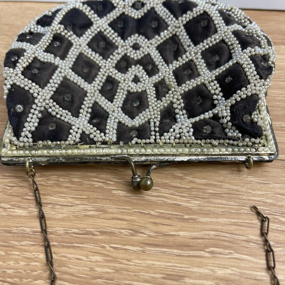 Vintage Black Velvet Faux Pearl Rhinestone Lattice Kiss Lock Clutch Evening Bag